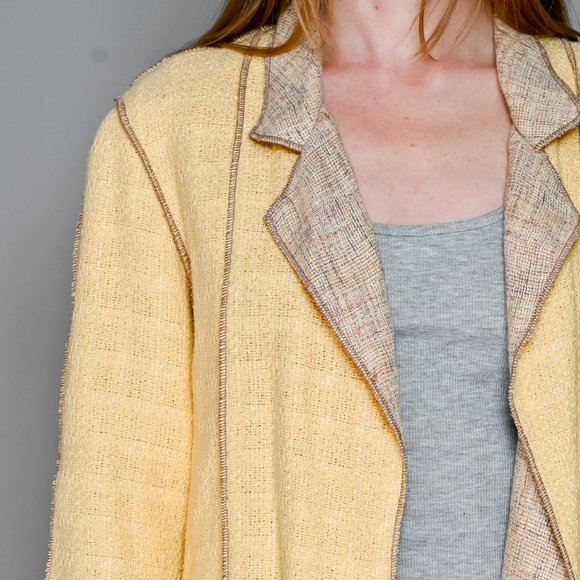CHANEL Tweed Lightweight Yellow Jacket 09P size 34 - Picture 6 of 7